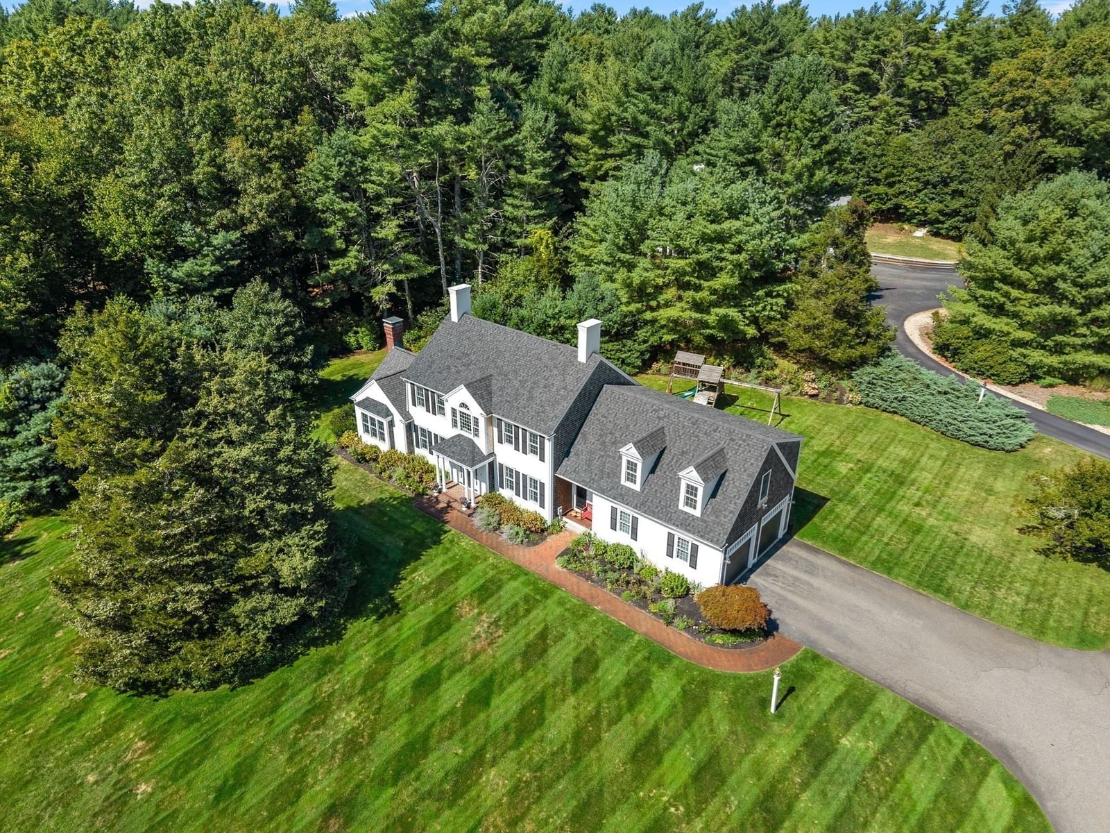 94 Valley Street Duxbury — Photo 38 of 40