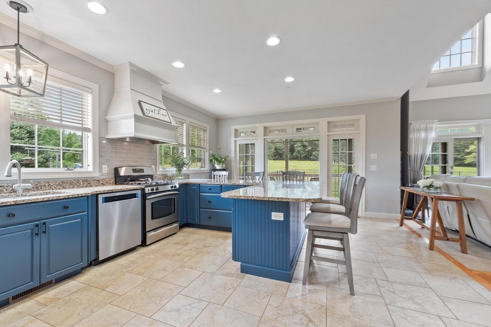 11 Cider Ln Dracut — Photo 16 of 42