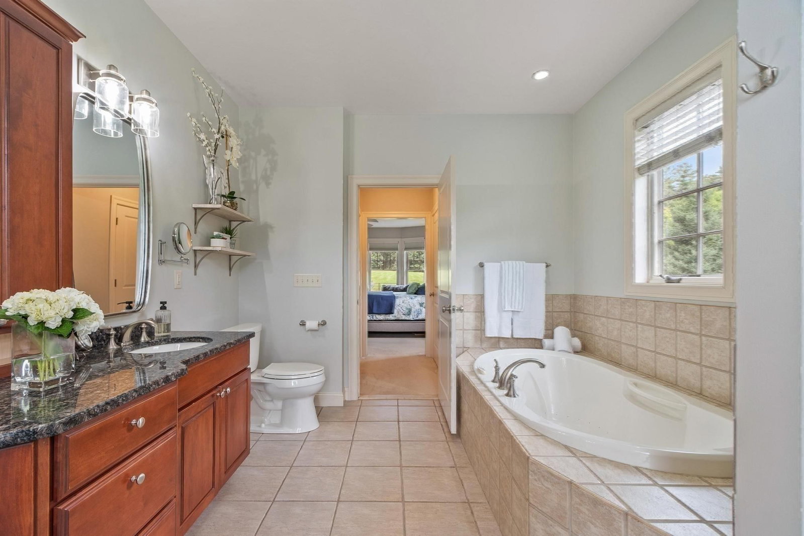 11 Cider Ln Dracut — Photo 22 of 42