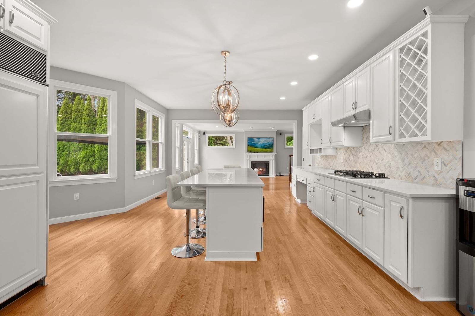 2 Wild Meadow Ln Natick — Photo 12 of 42