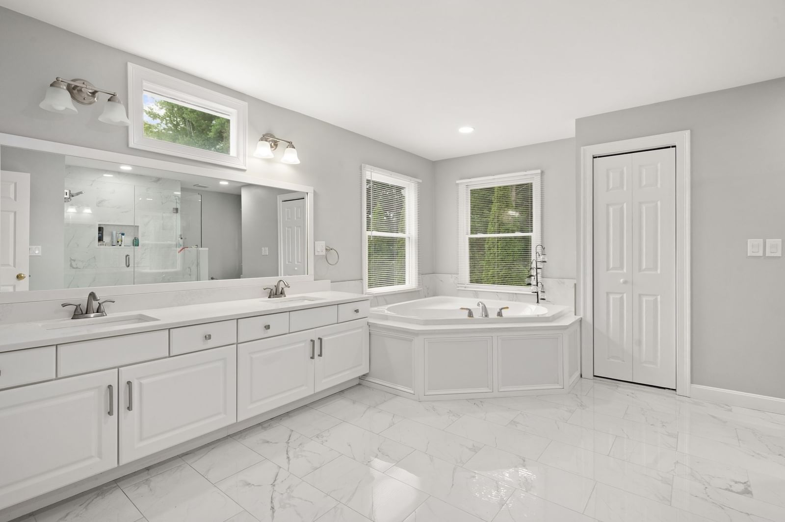 2 Wild Meadow Ln Natick — Photo 17 of 42