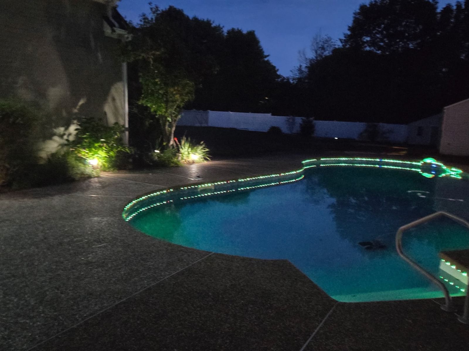 2 Wild Meadow Ln Natick — Photo 33 of 42