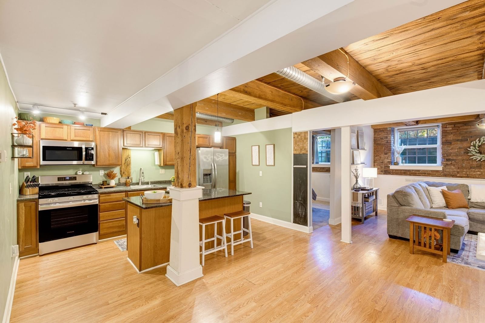 25 Cedar St #3 Amesbury — Photo 13 of 31