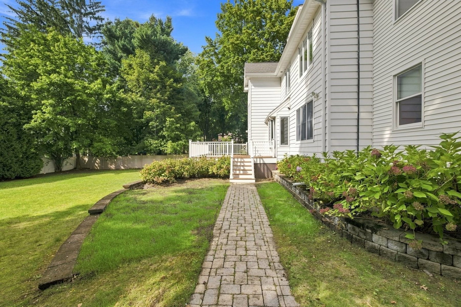 829 Chestnut Newton — Photo 16 of 36