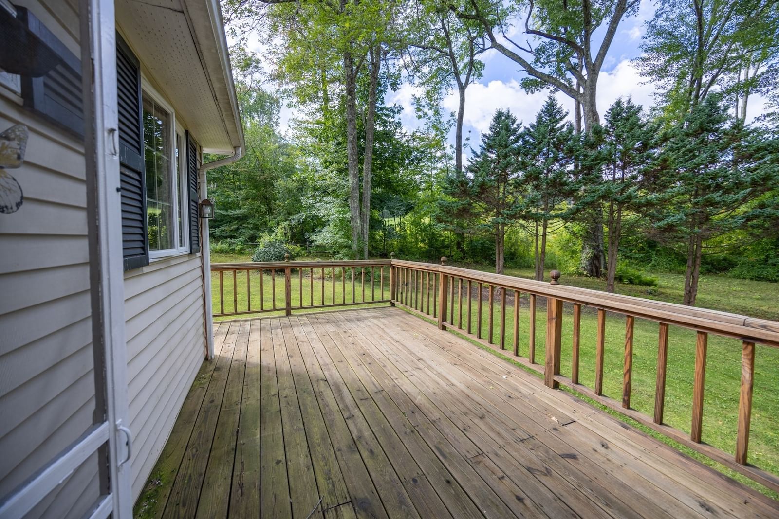 155 Long Hill Rd West Brookfield — Photo 10 of 35