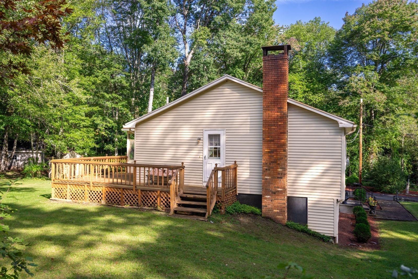 155 Long Hill Rd West Brookfield — Photo 11 of 35