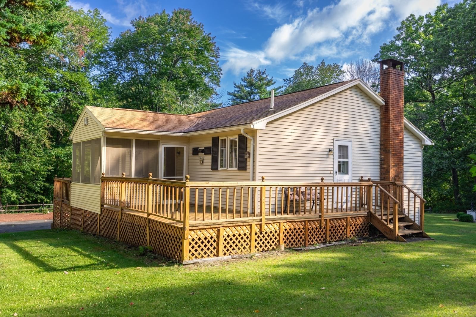 155 Long Hill Rd West Brookfield — Photo 12 of 35