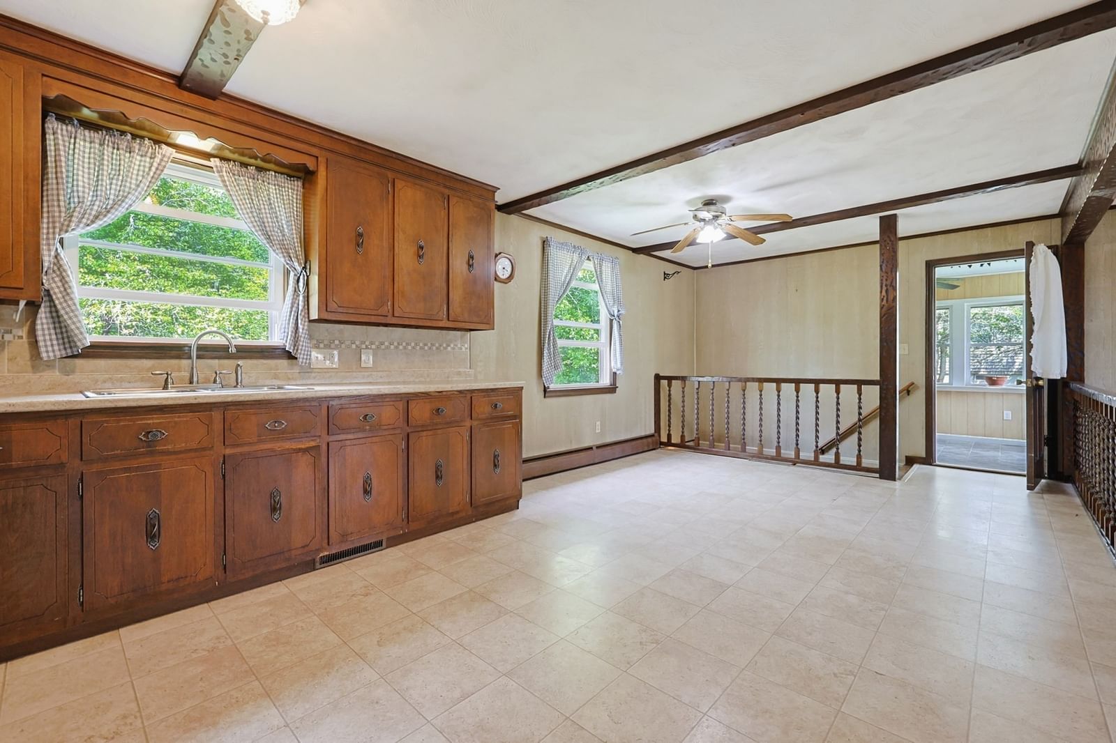 605 Wood Street Swansea — Photo 15 of 42