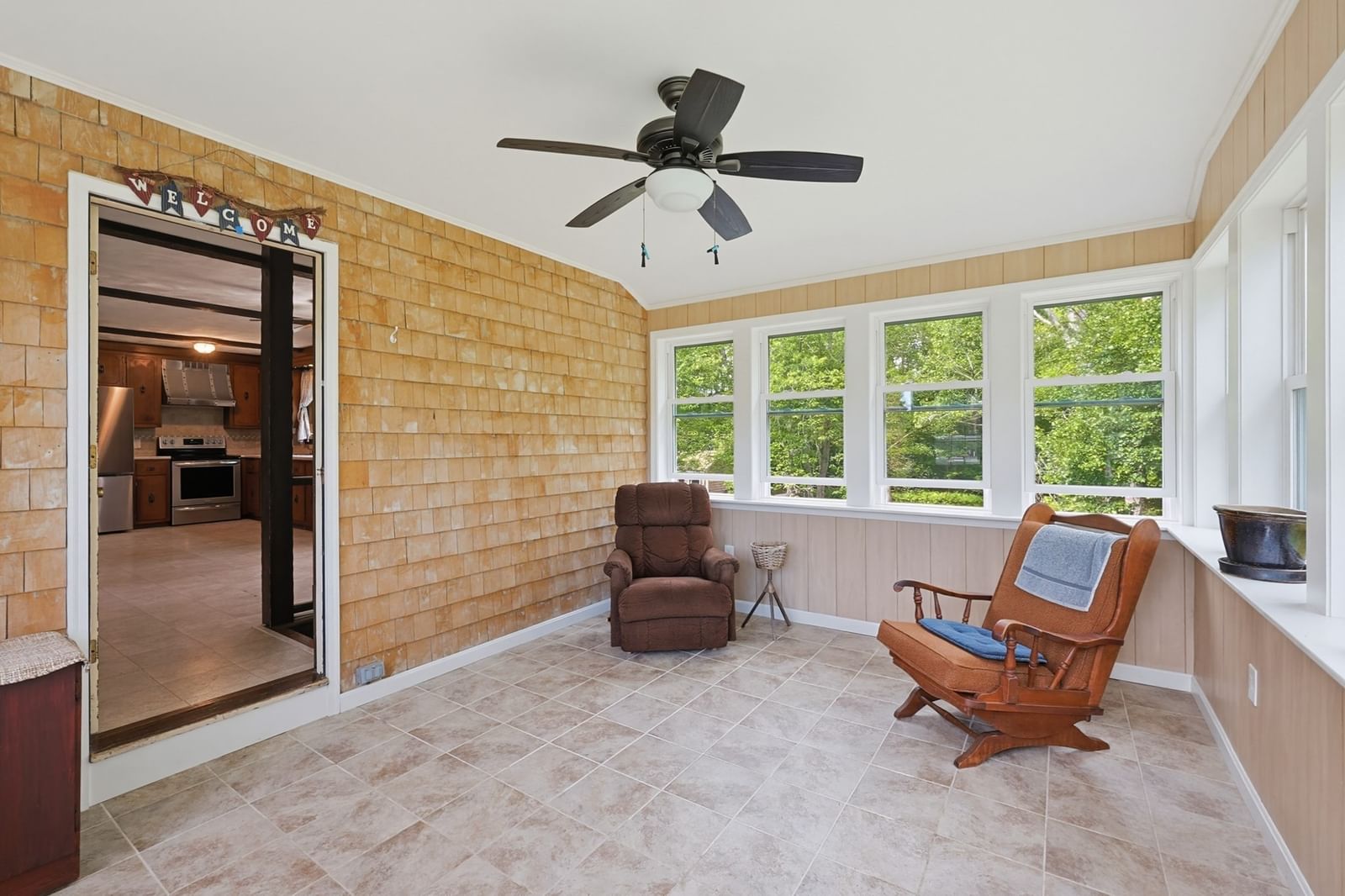 605 Wood Street Swansea — Photo 18 of 42