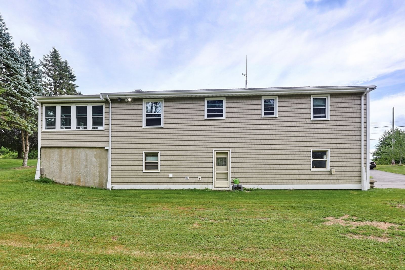 605 Wood Street Swansea — Photo 39 of 42