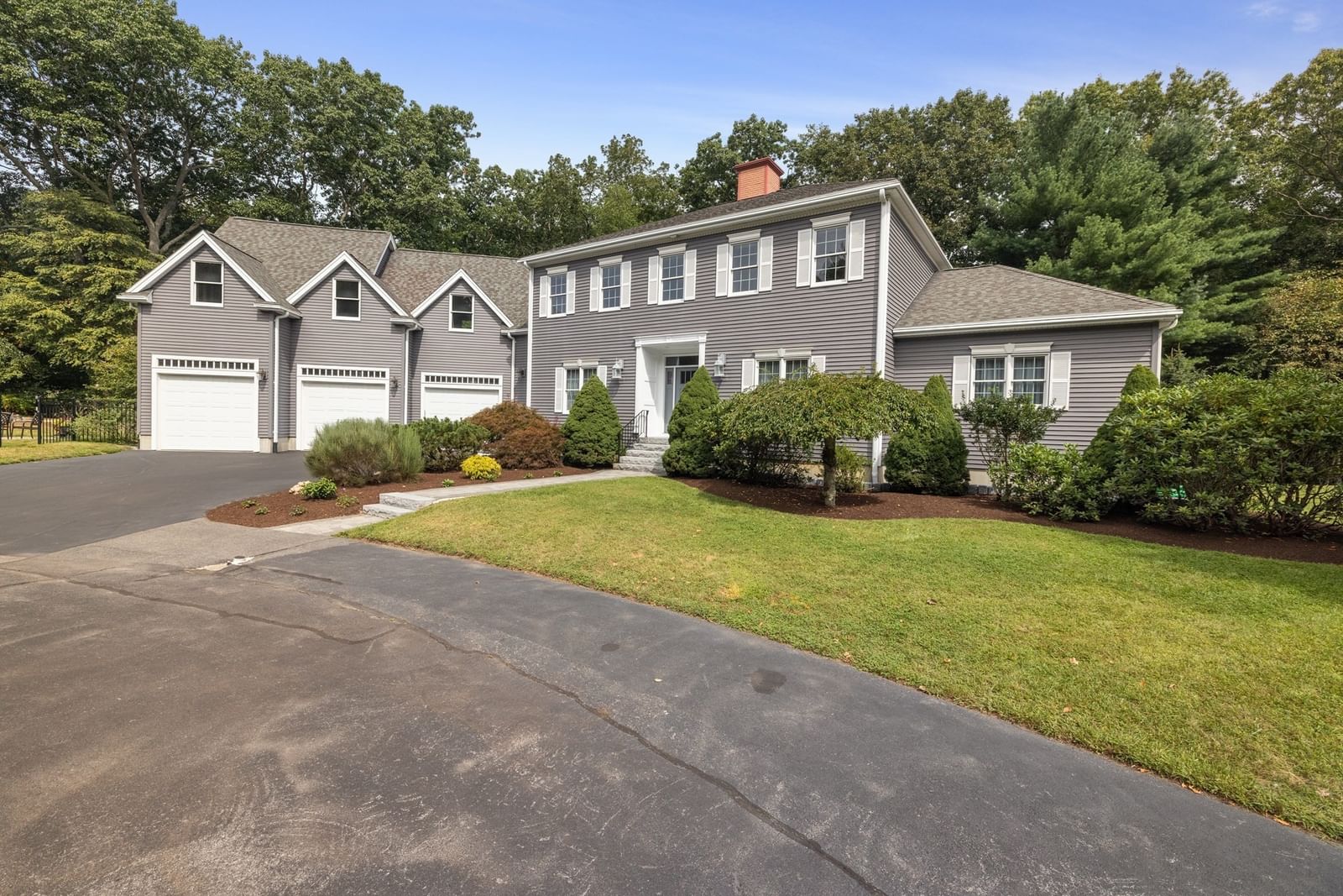 4 Pierce Way Easton — Photo 2 of 42