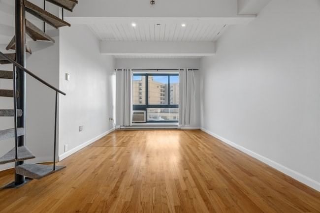 12 Stoneholm St #616 Boston — Photo 2 of 13