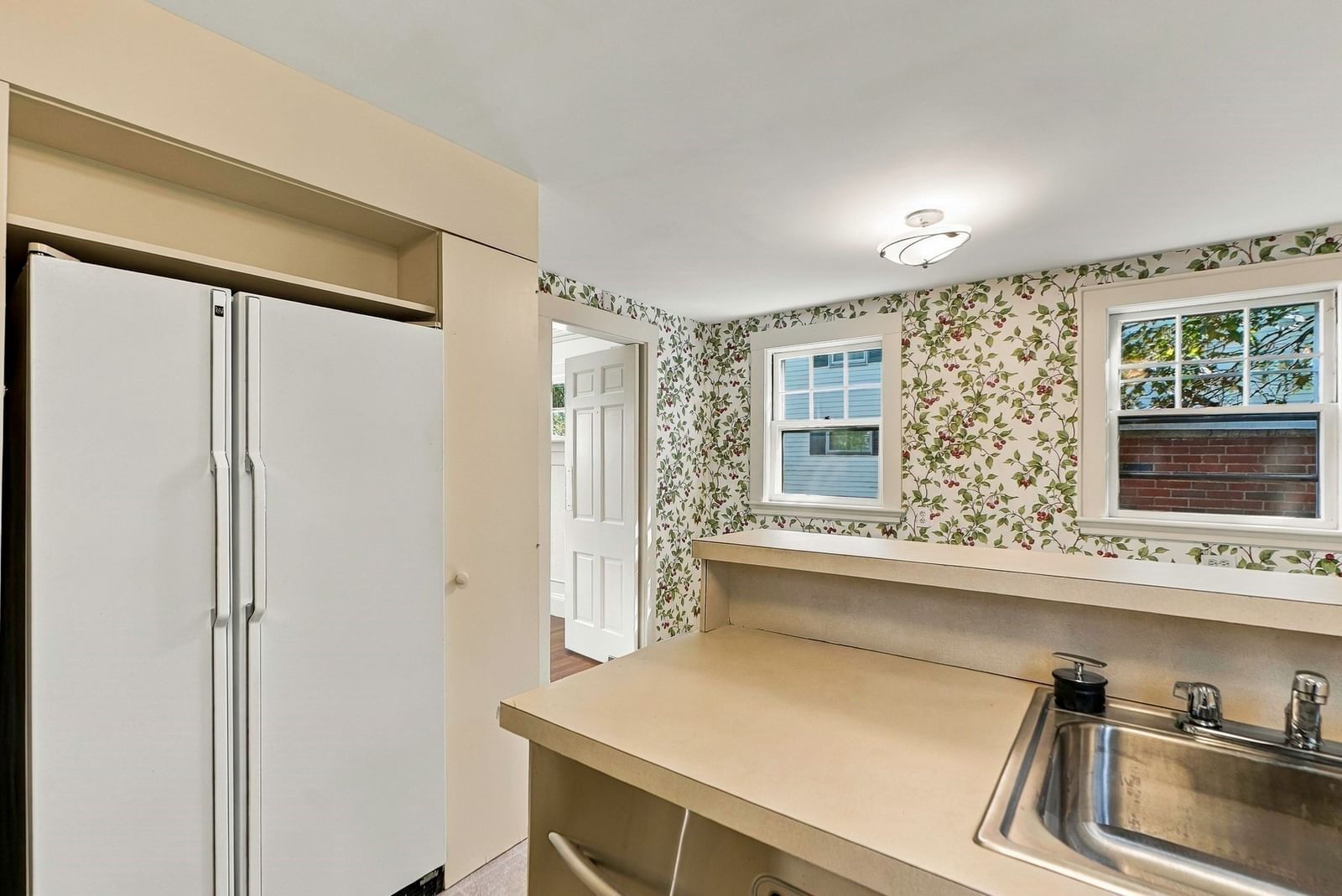3 Preble Gardens Rd Belmont — Photo 24 of 42