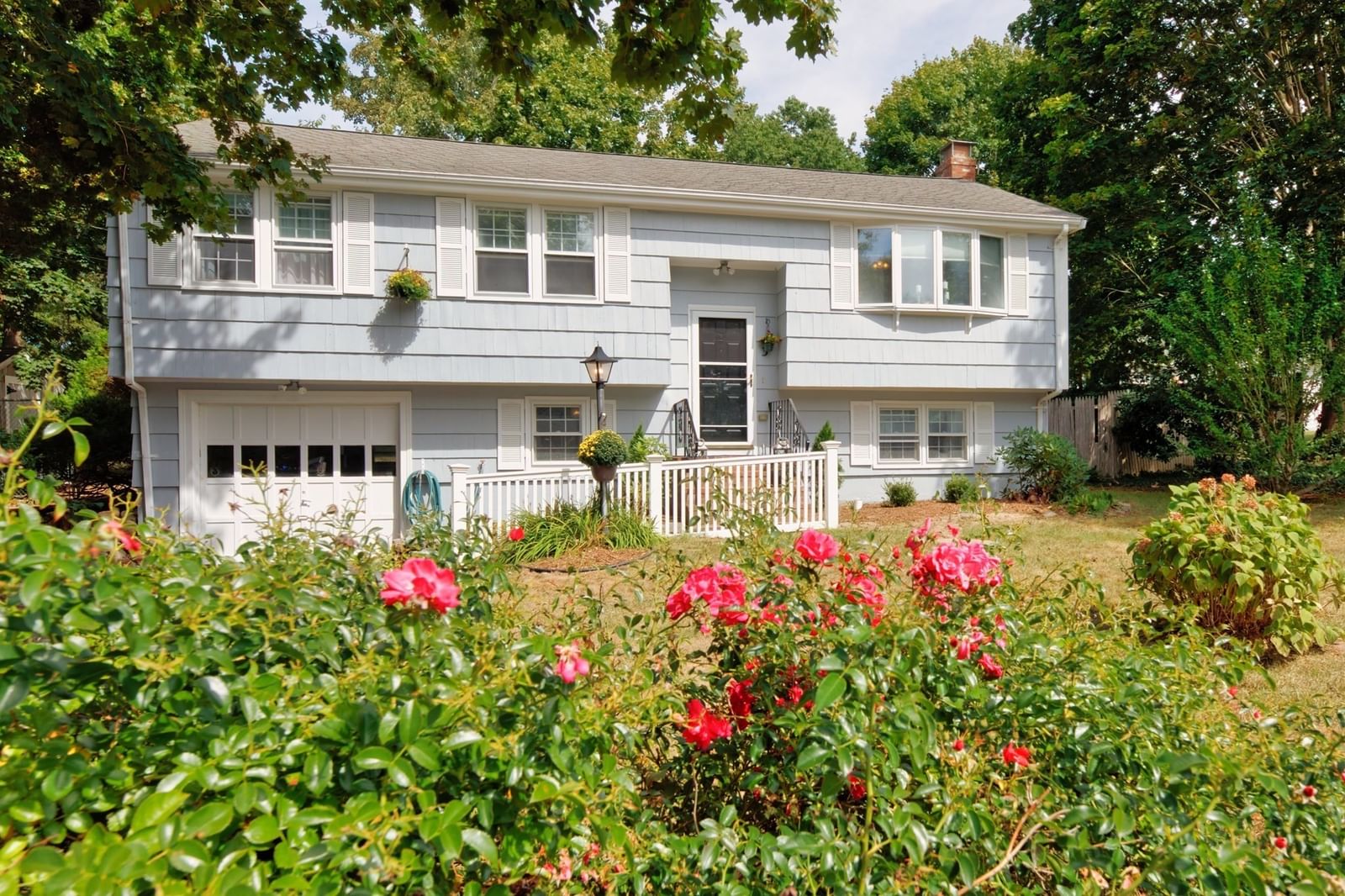 3 Elizabeth Rd Bourne — Photo 1 of 36