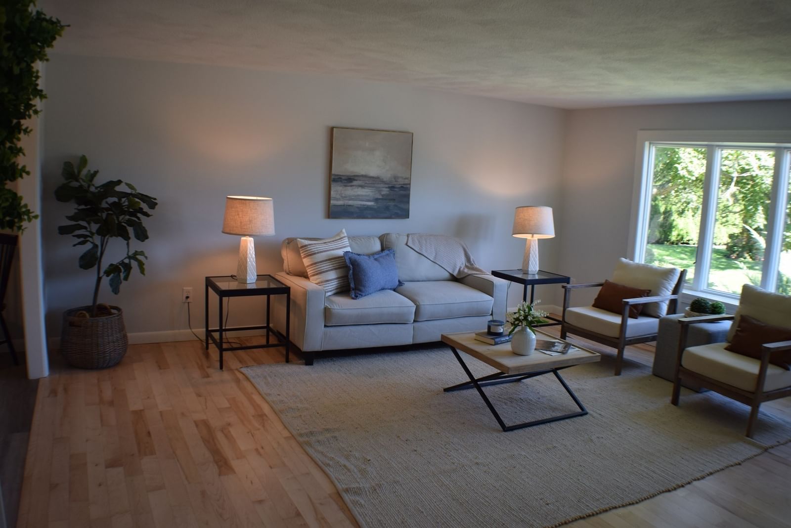 109 Homer Dr Somerset — Photo 4 of 32