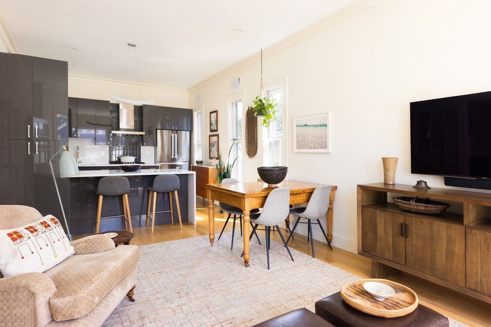 38 Linden St #4 Brookline — Photo 4 of 13