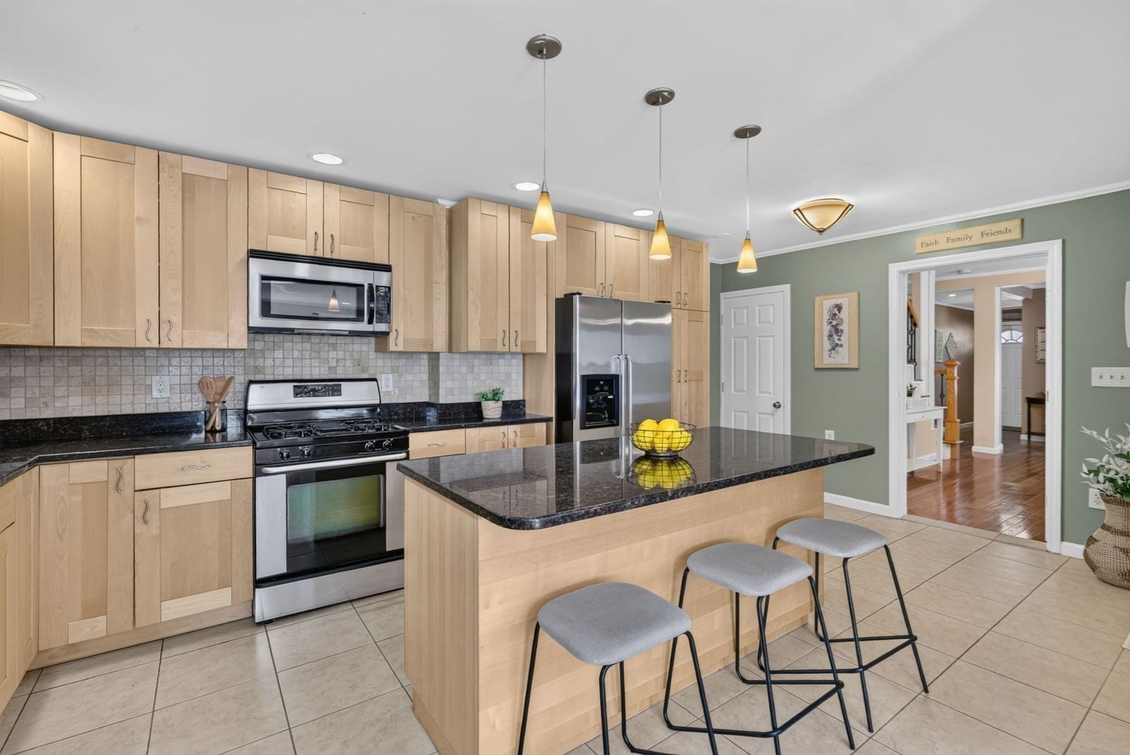 22 Cleveland St #22 North Andover — Photo 11 of 35