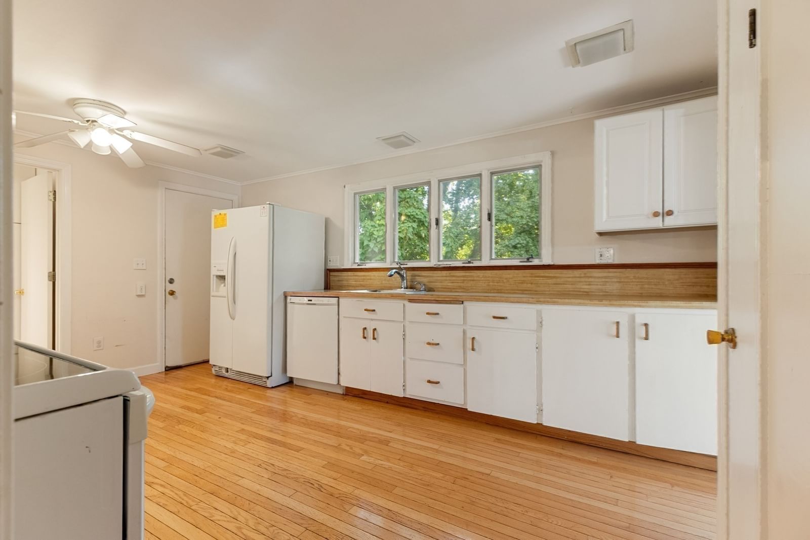 118-120 Prescott Street Reading — Photo 7 of 28
