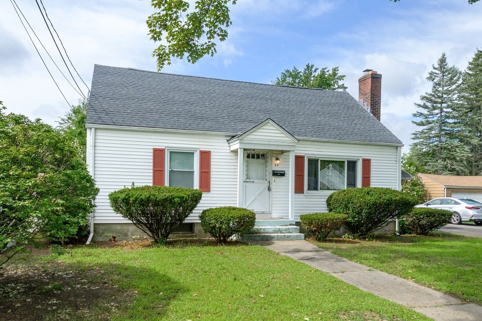 44 Arthur St Springfield — Photo 2 of 28