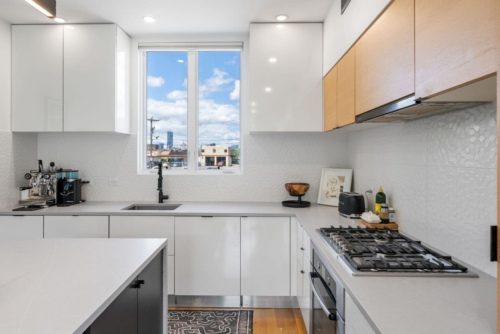 3 Dorchester #3J Boston — Photo 9 of 33