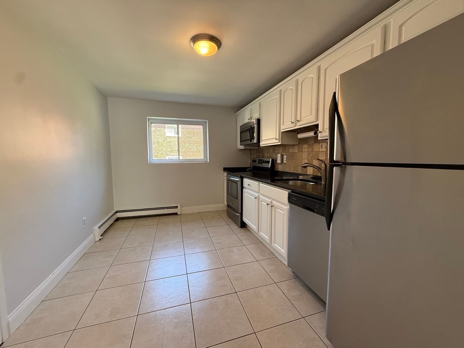 40 Bryon St #4 Boston — Photo 4 of 22