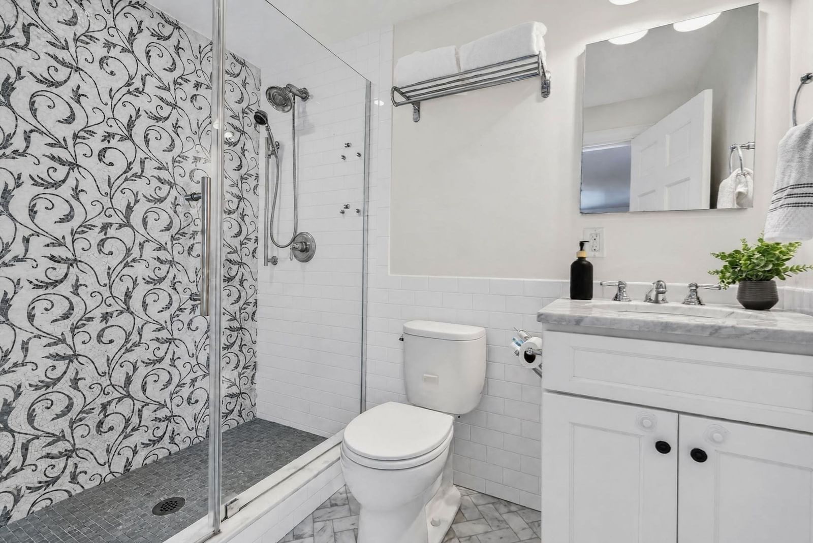 70 Westchester Rd Boston — Photo 19 of 38
