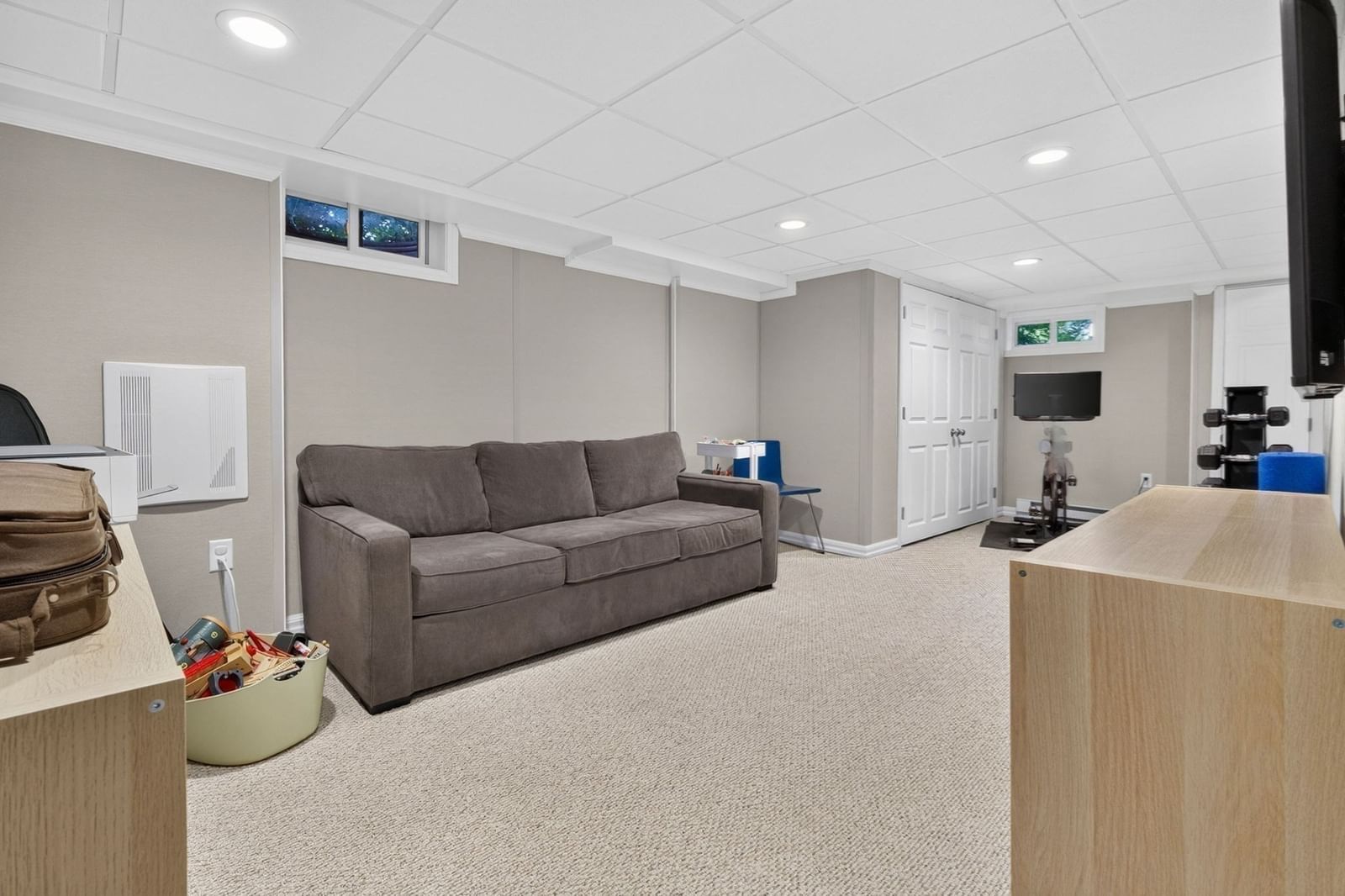 70 Westchester Rd Boston — Photo 25 of 38