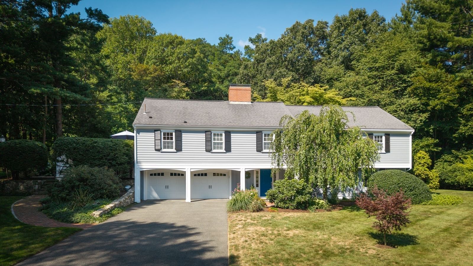 10 Burhnam Road Wenham — Photo 2 of 40