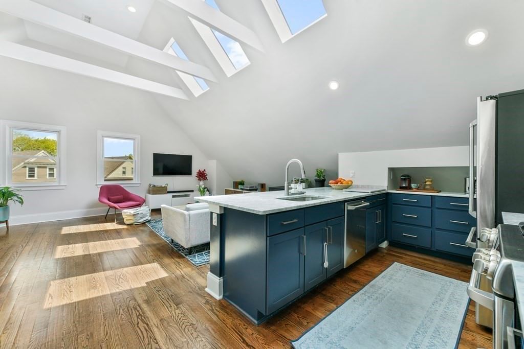 37 Oakview Ter #3 Boston — Photo 2 of 26
