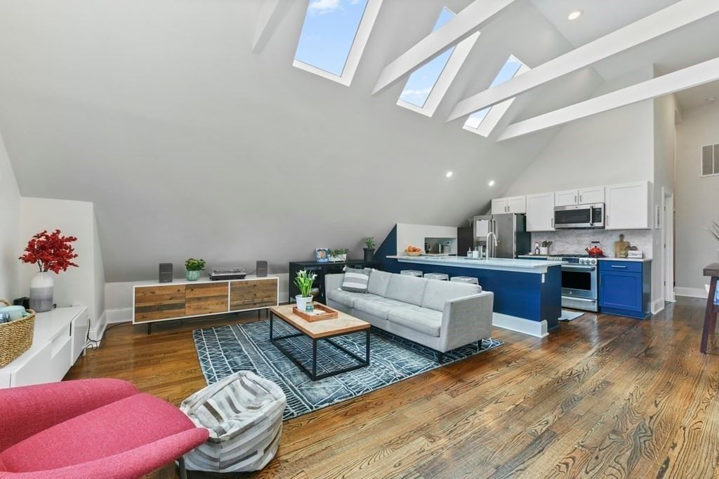 37 Oakview Ter #3 Boston — Photo 5 of 26