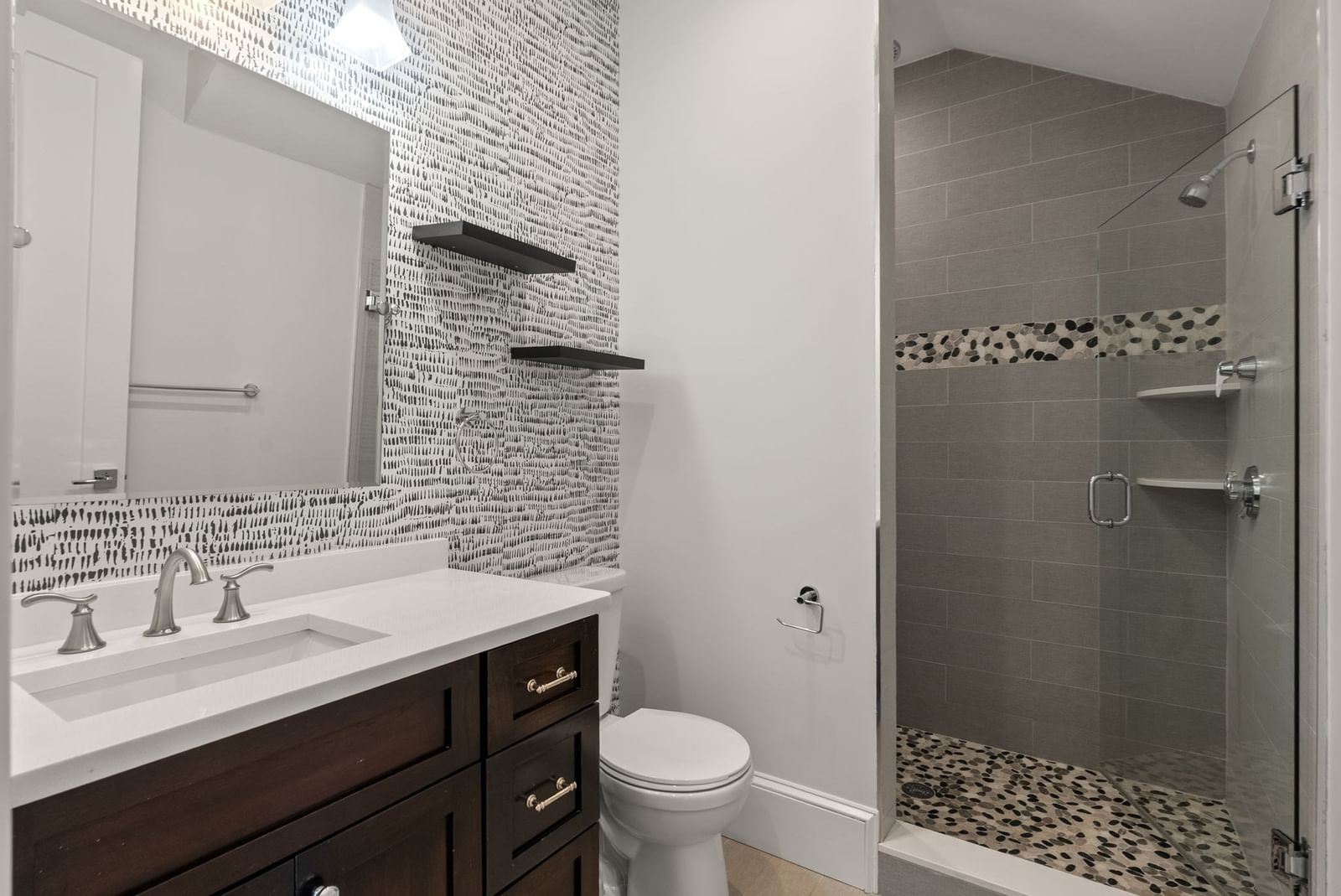 482 E Fourth Street #4 Boston — Photo 15 of 25