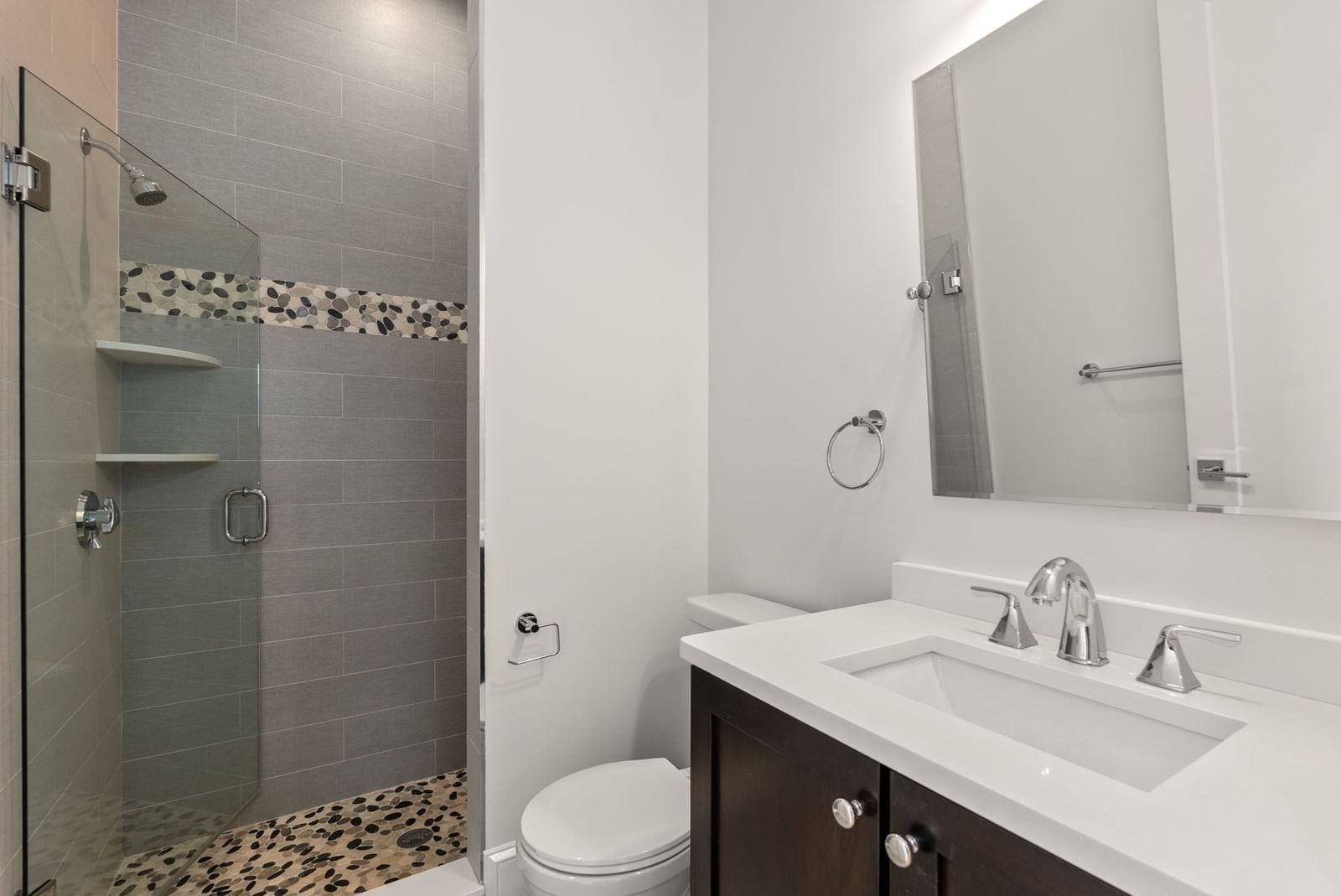 482 E Fourth Street #4 Boston — Photo 9 of 25
