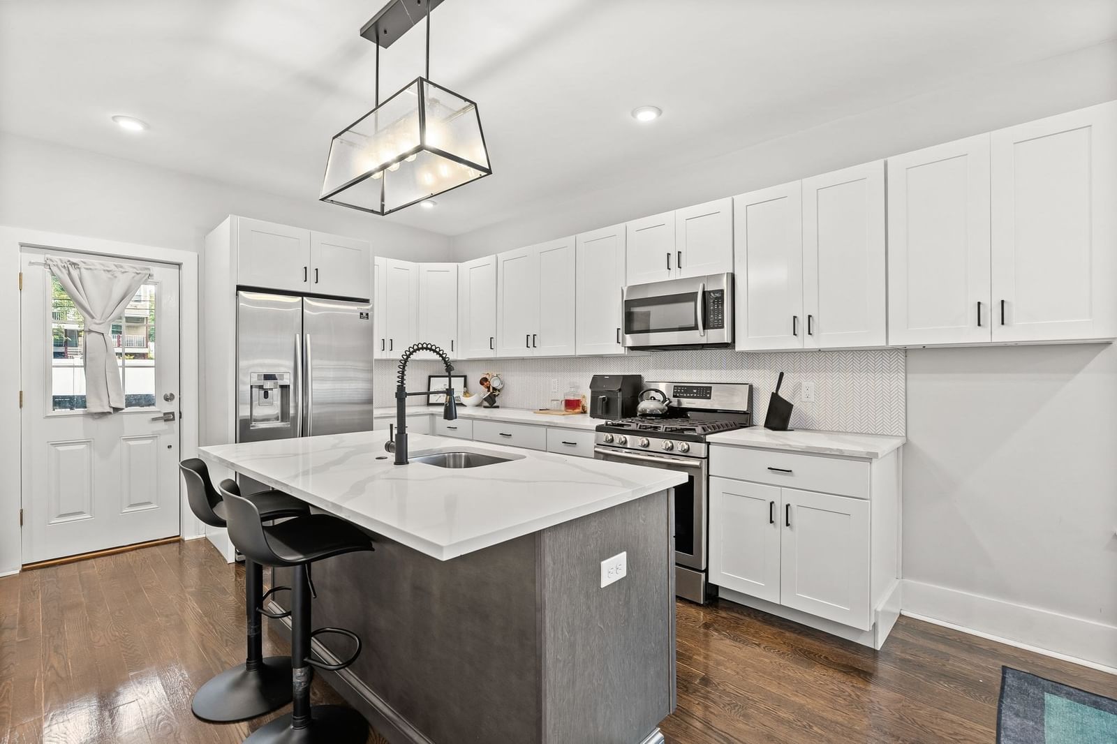 145 Whitfield St #1 Boston — Photo 2 of 38