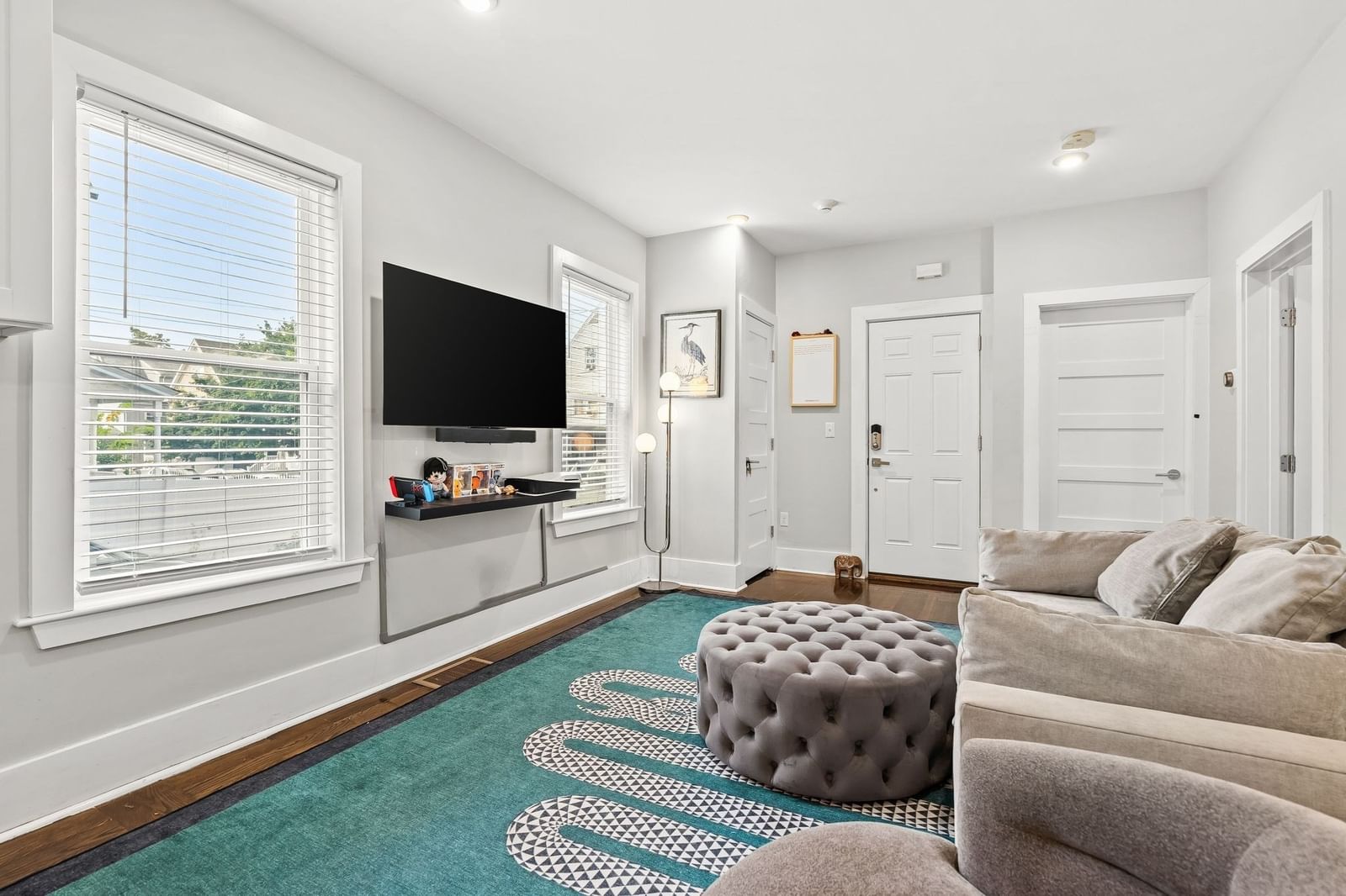 145 Whitfield St #1 Boston — Photo 9 of 38