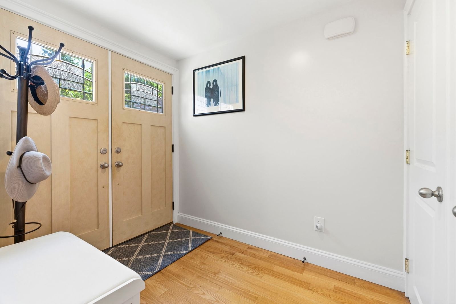 6r Fairview Ave Swampscott — Photo 10 of 38
