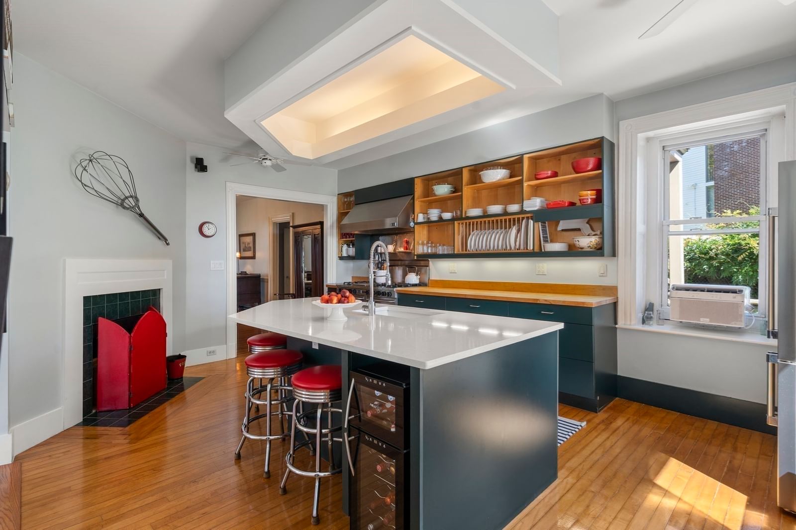 35 Grandview Ave #1 Medford — Photo 12 of 42