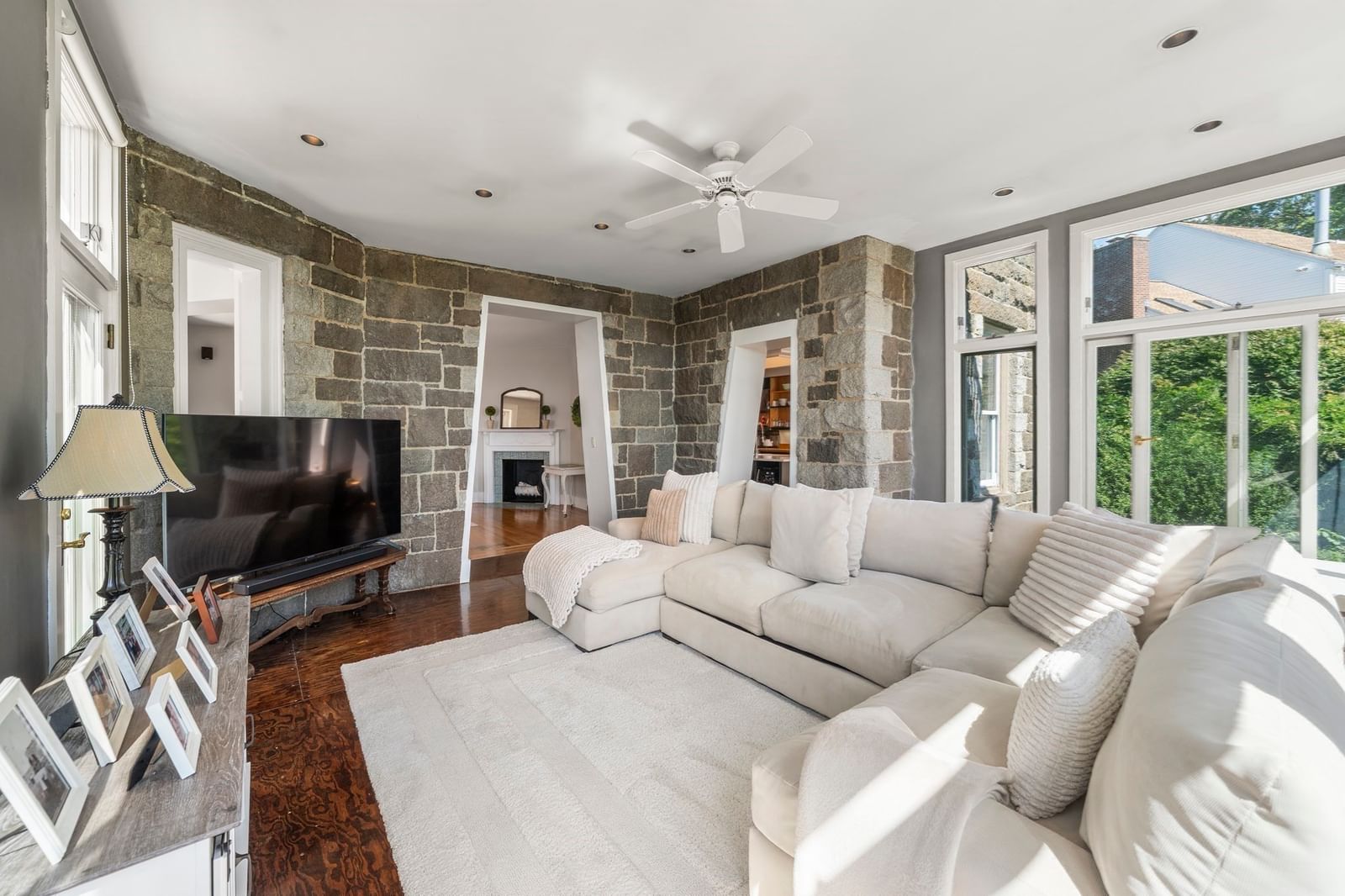 35 Grandview Ave #1 Medford — Photo 17 of 42