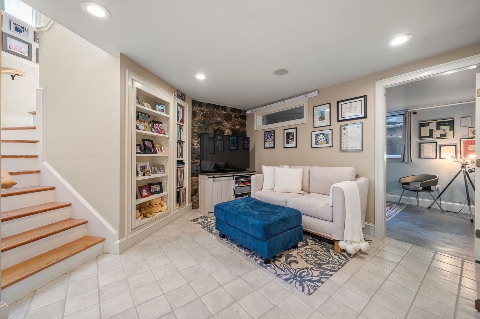35 Grandview Ave #1 Medford — Photo 24 of 42