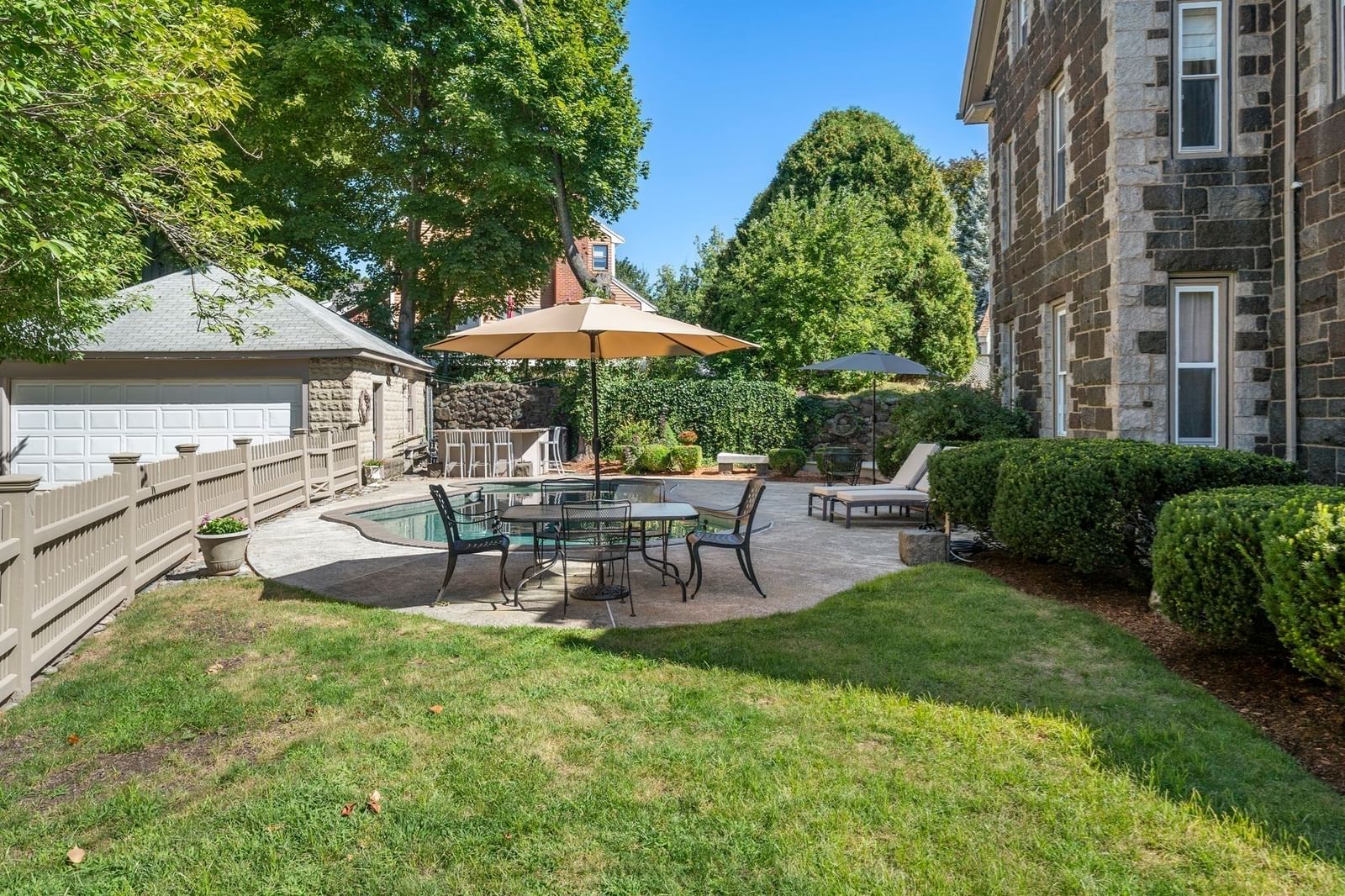 35 Grandview Ave #1 Medford — Photo 36 of 42