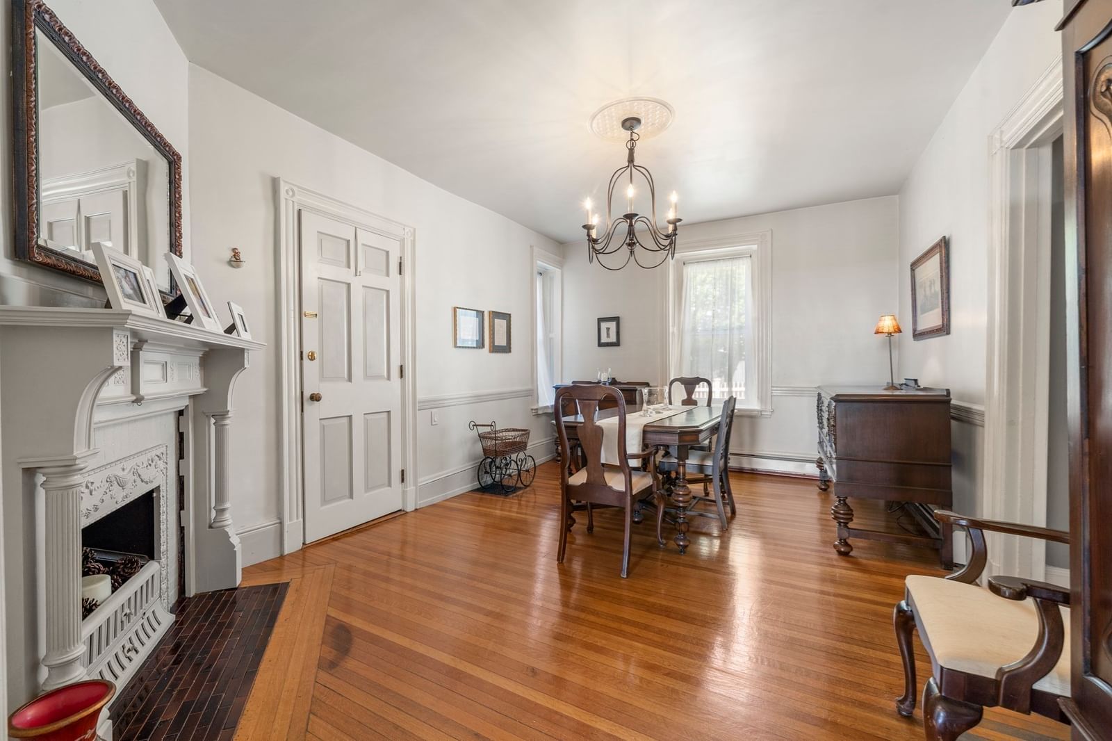 35 Grandview Ave #1 Medford — Photo 6 of 42
