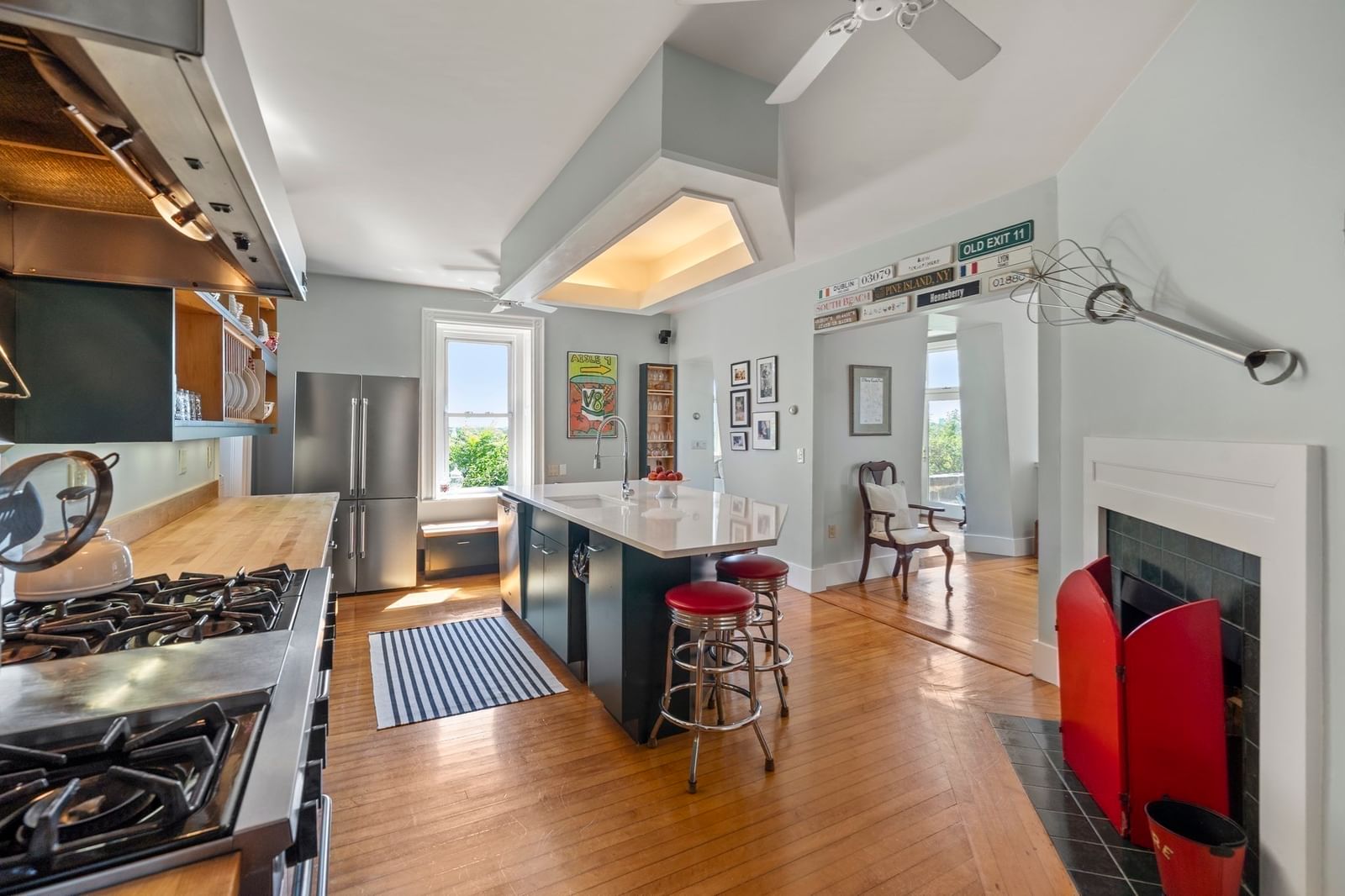 35 Grandview Ave #1 Medford — Photo 8 of 42