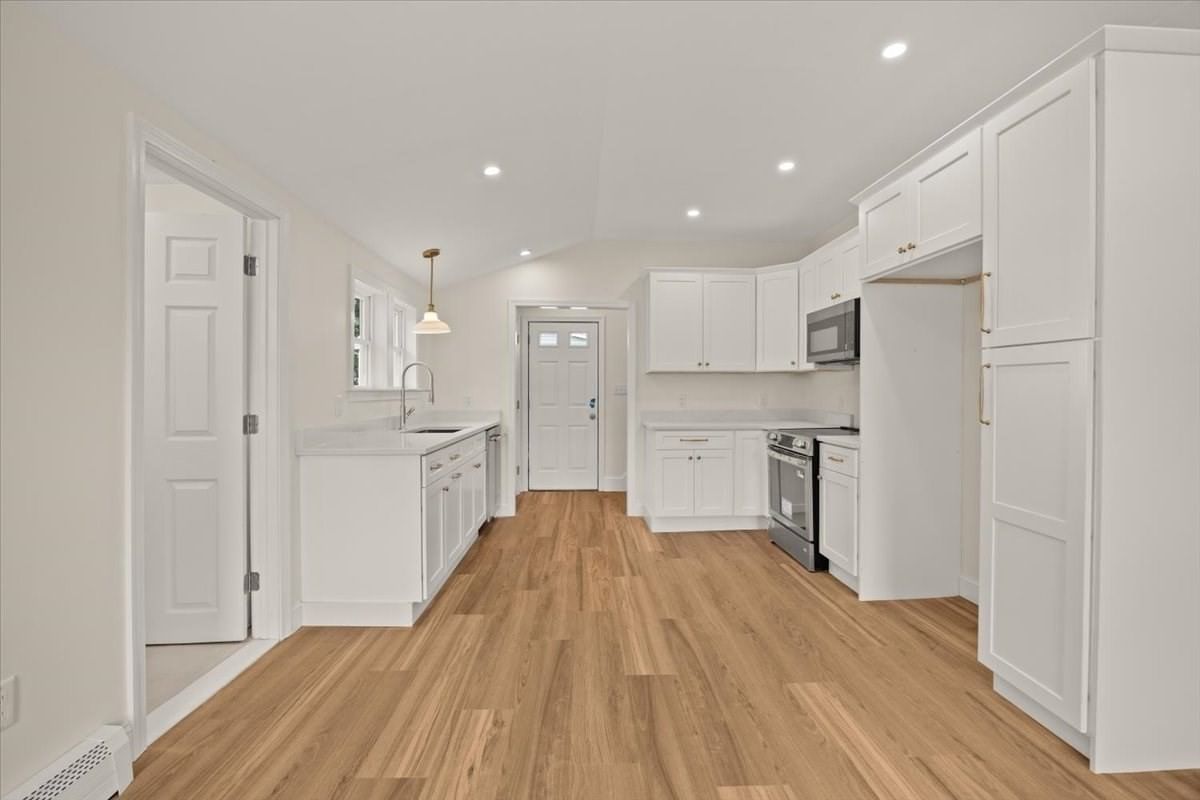 75 Ottawa St Attleboro — Photo 14 of 35