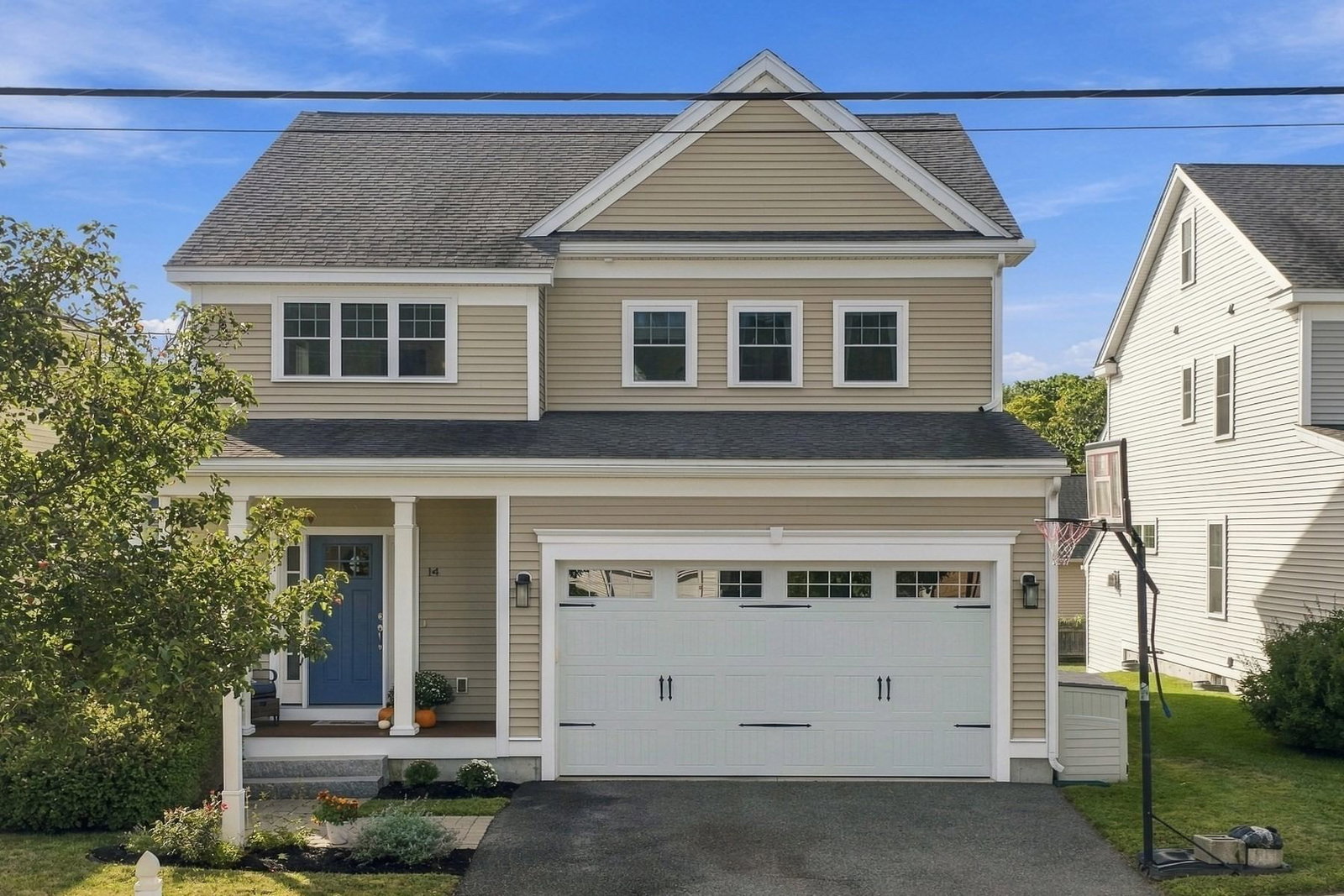 14 Morton Hill Ave Swampscott — Photo 2 of 41