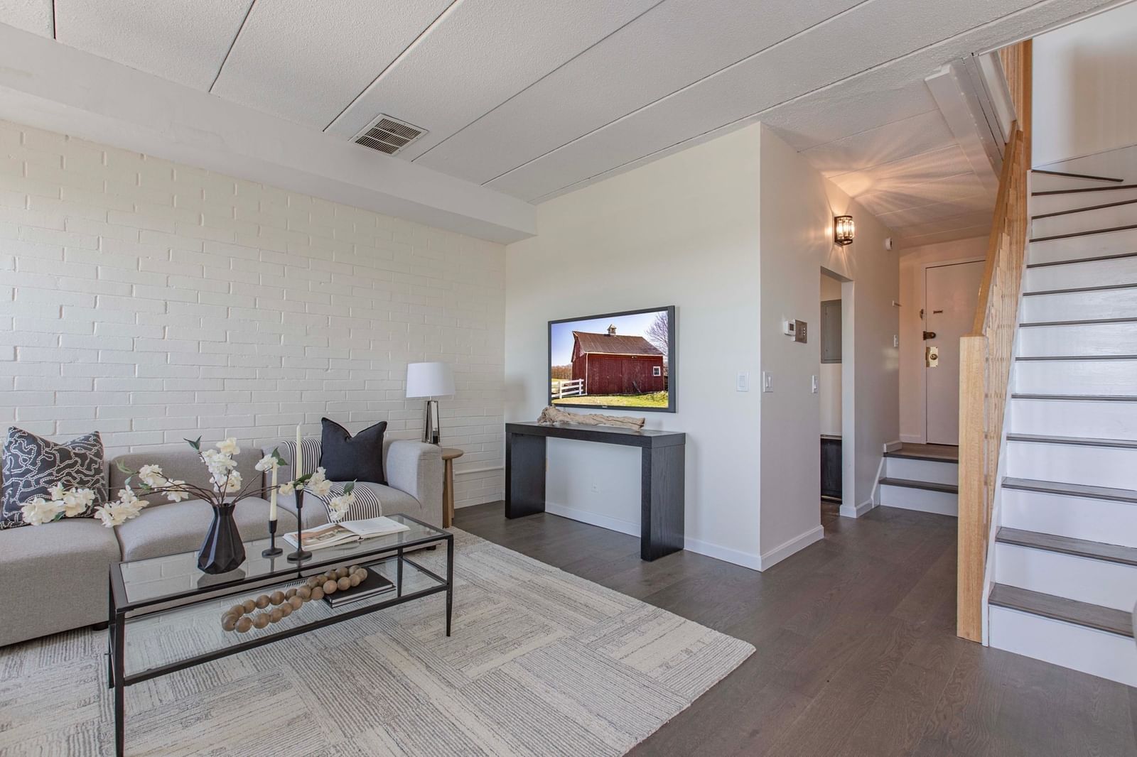1856 Beacon Street #PHD Brookline — Photo 11 of 35