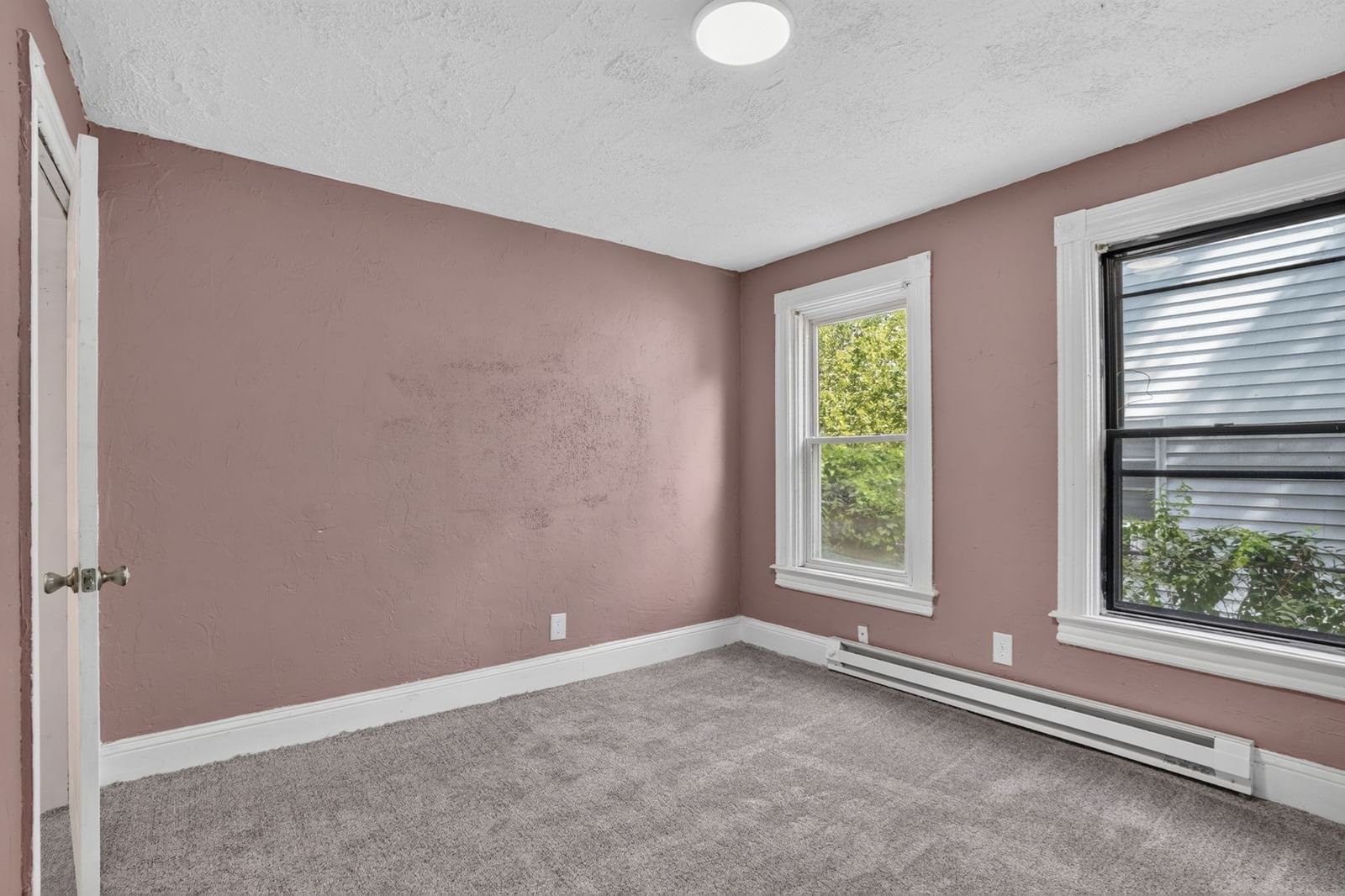30 Pearl St Attleboro — Photo 3 of 42