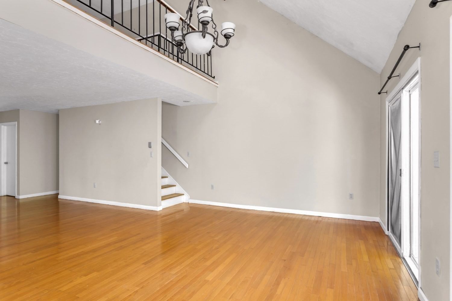 13 Emerson Way #13 Franklin — Photo 19 of 42