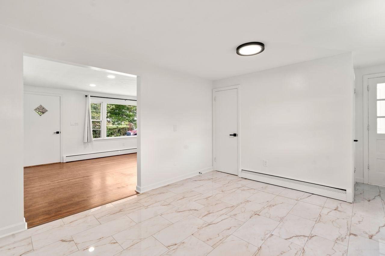 3 Hampton St Worcester — Photo 4 of 15