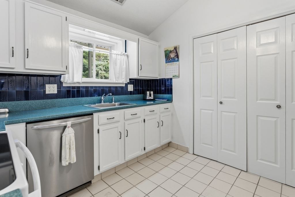 58-C58 Harbor Lights Rd #c58 Bourne — Photo 12 of 19