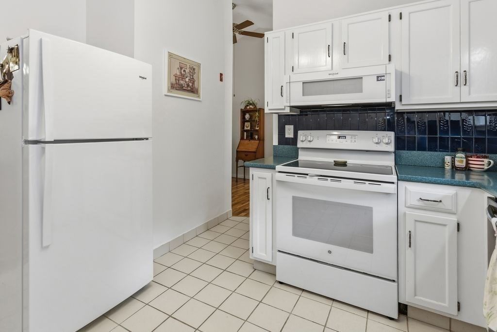 58-C58 Harbor Lights Rd #c58 Bourne — Photo 14 of 19