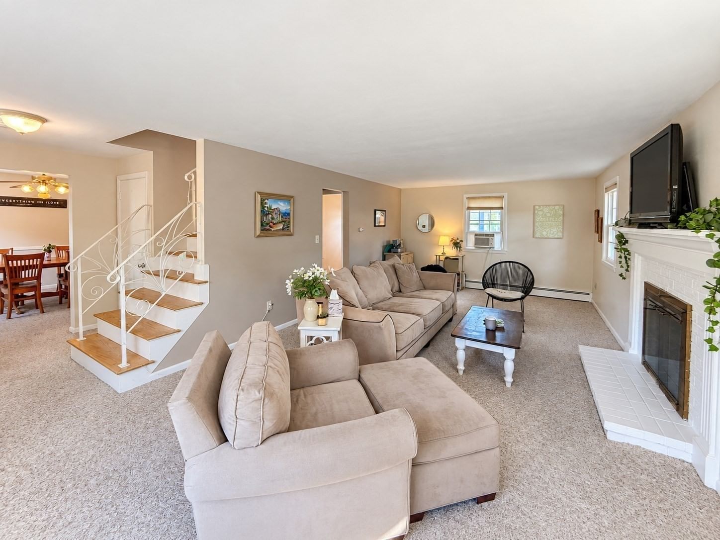 15 Puritan Rd Beverly — Photo 7 of 31